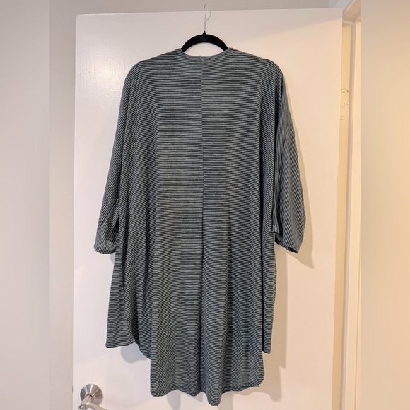 LuLaRoe Striped Open Front Cardigan black and green high low - Picture 4 of 4